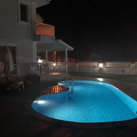 Vılla Velı Villa *